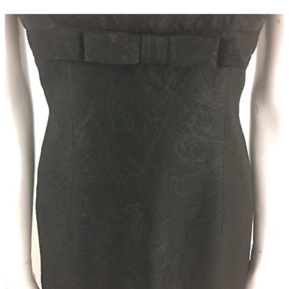 Dress - Picture 6 of 7